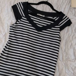 Cleo stripped v-neck